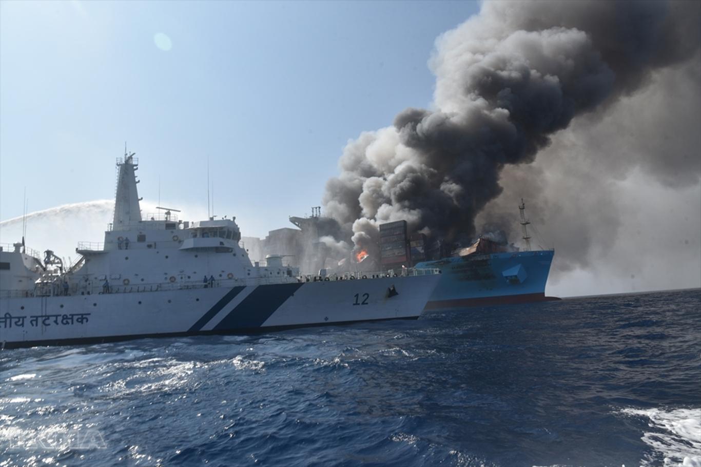Kerç Boğazı'ndaki gemi yangınlarında 14 kişi hayatını kaybetti
